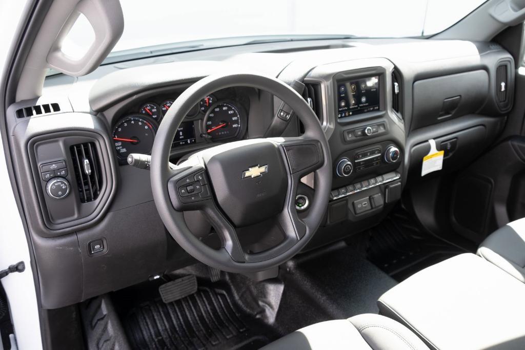 new 2024 Chevrolet Silverado 1500 car, priced at $39,120