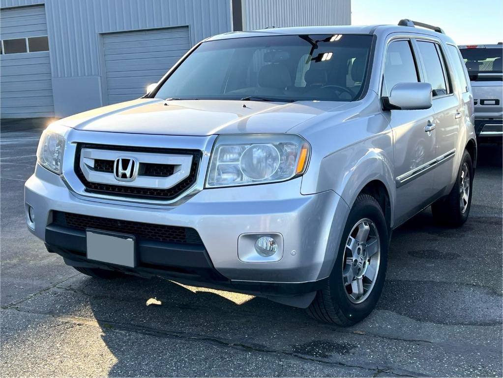 used 2010 Honda Pilot car, priced at $7,850