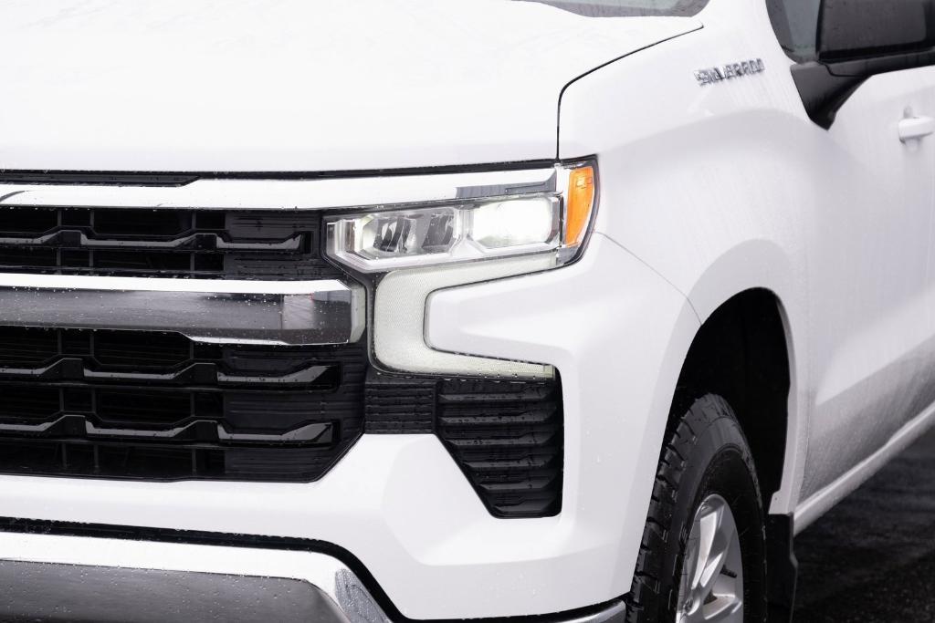 used 2024 Chevrolet Silverado 1500 car, priced at $40,955