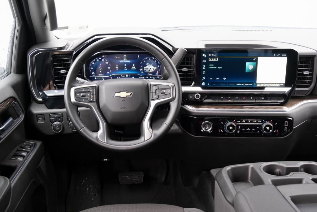 used 2024 Chevrolet Silverado 1500 car, priced at $40,955