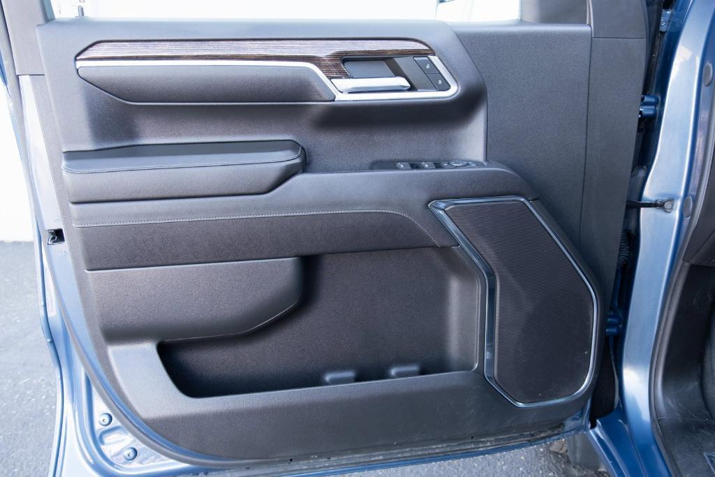 used 2024 GMC Sierra 1500 car, priced at $41,228