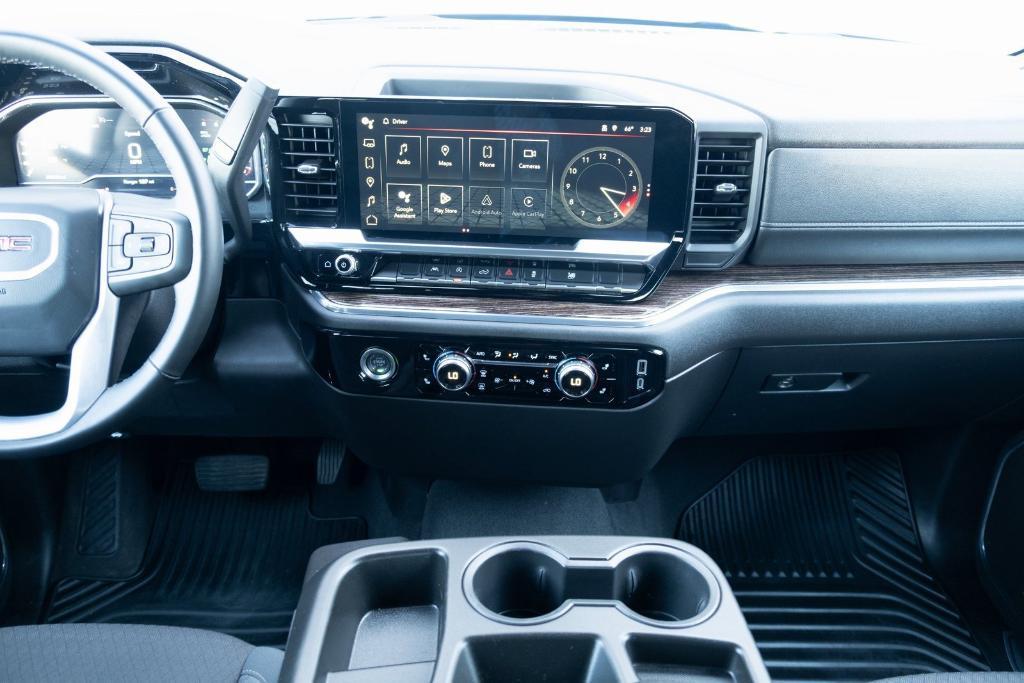 used 2024 GMC Sierra 1500 car, priced at $41,228