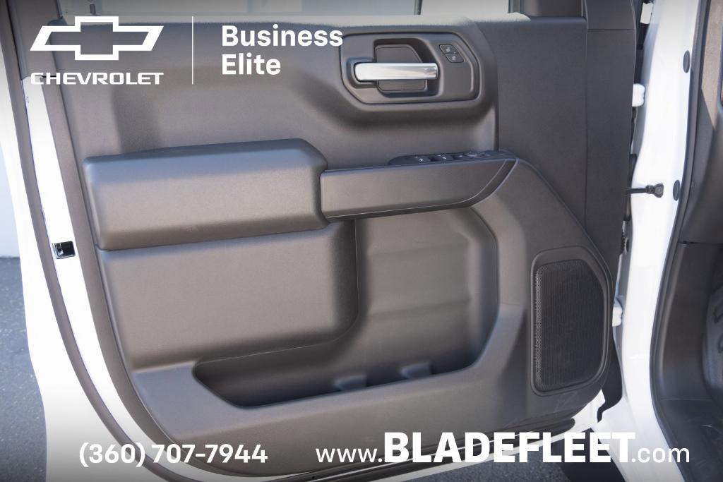 new 2025 Chevrolet Silverado 1500 car, priced at $43,670