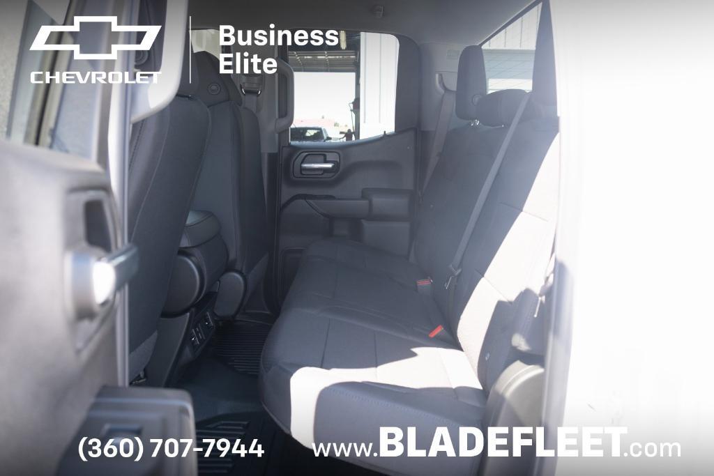 new 2025 Chevrolet Silverado 1500 car, priced at $43,670