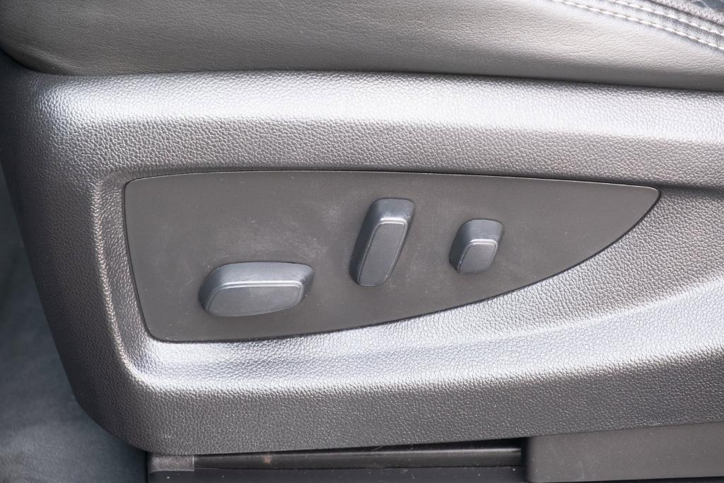 used 2020 GMC Yukon car, priced at $39,985