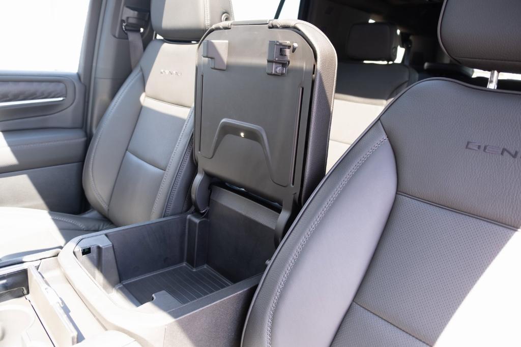 used 2024 GMC Yukon car, priced at $79,500