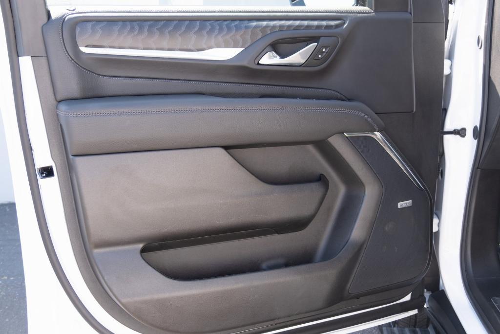used 2024 GMC Yukon car, priced at $79,500