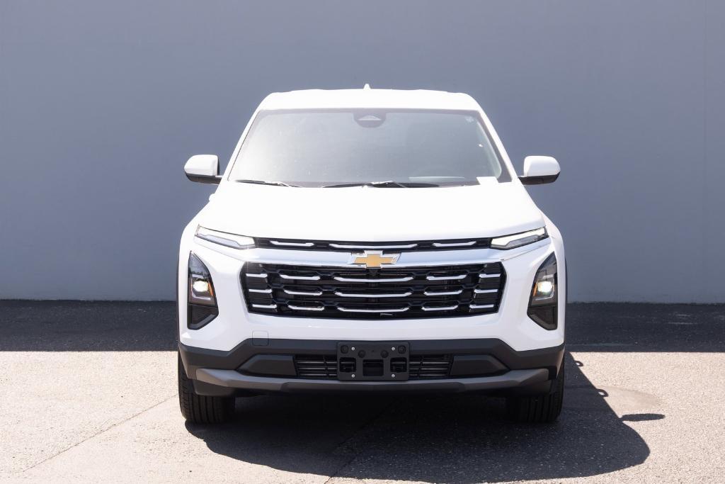 new 2026 Chevrolet Equinox car, priced at $30,760