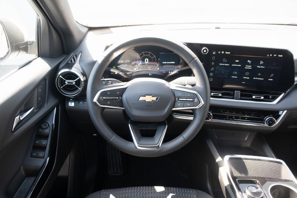 new 2026 Chevrolet Equinox car, priced at $30,760