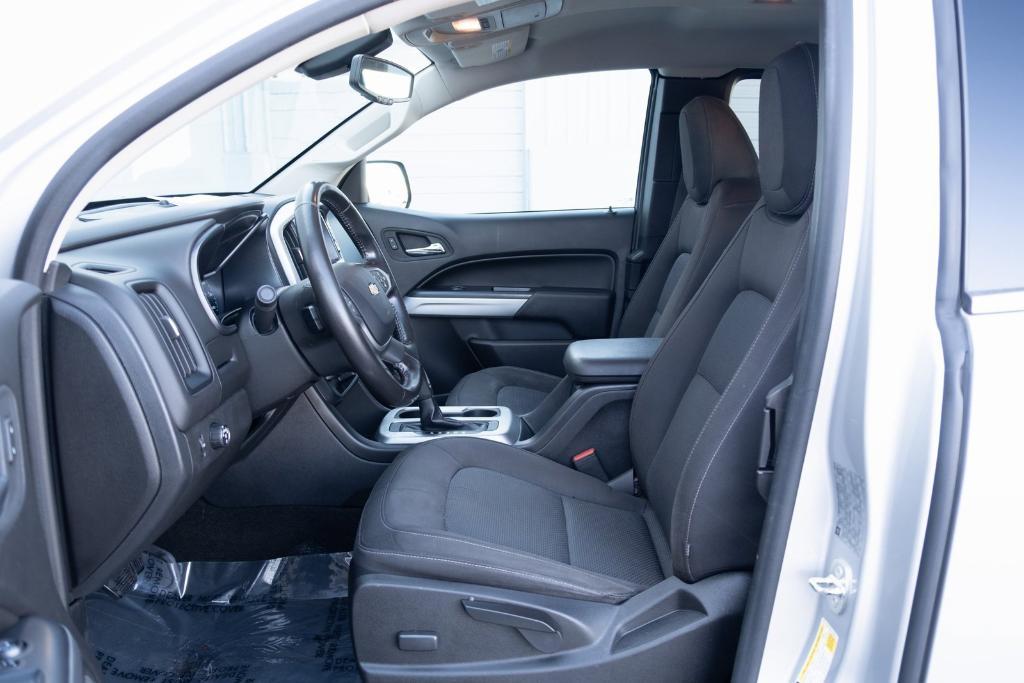 used 2016 Chevrolet Colorado car, priced at $10,000