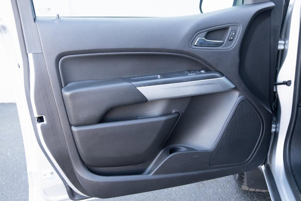 used 2016 Chevrolet Colorado car, priced at $10,000