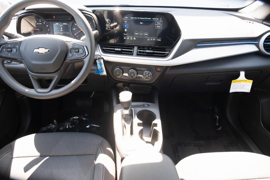 new 2025 Chevrolet Trax car, priced at $22,540