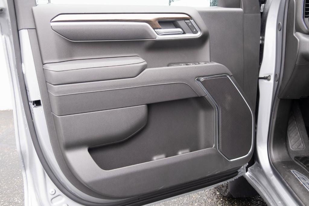 new 2025 Chevrolet Silverado 1500 car, priced at $51,095