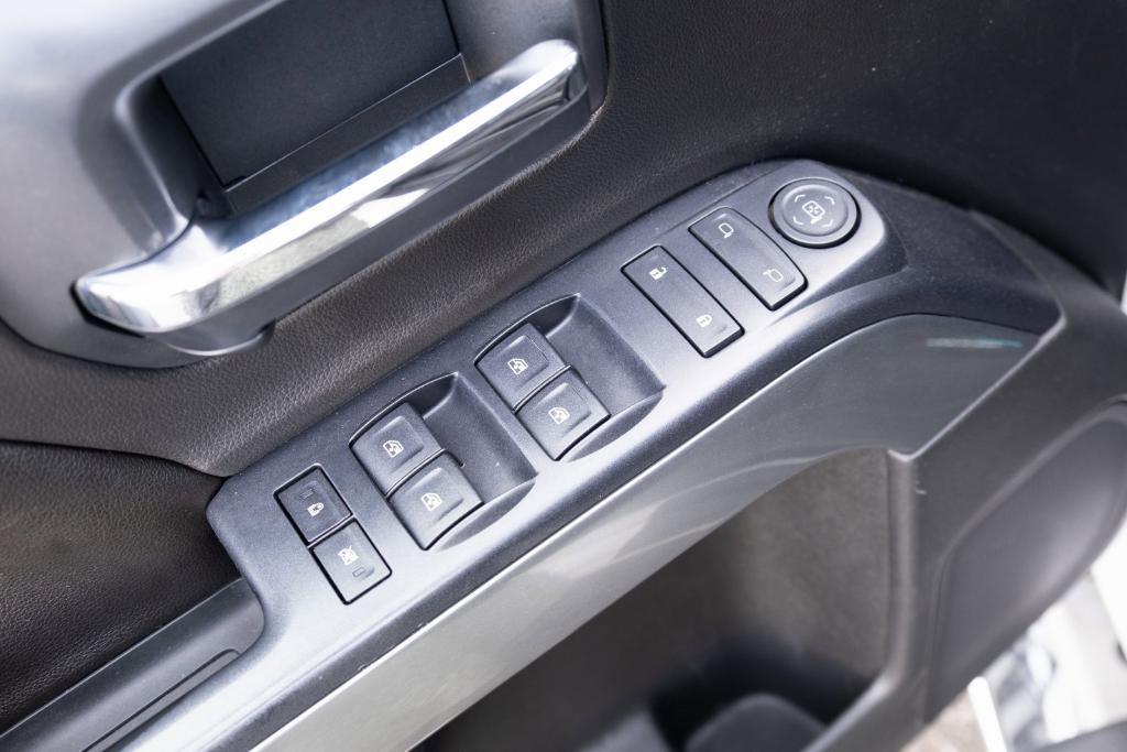 used 2015 Chevrolet Silverado 2500 car, priced at $28,950