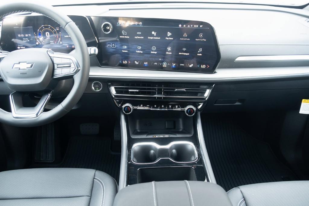 new 2026 Chevrolet Traverse car, priced at $44,785