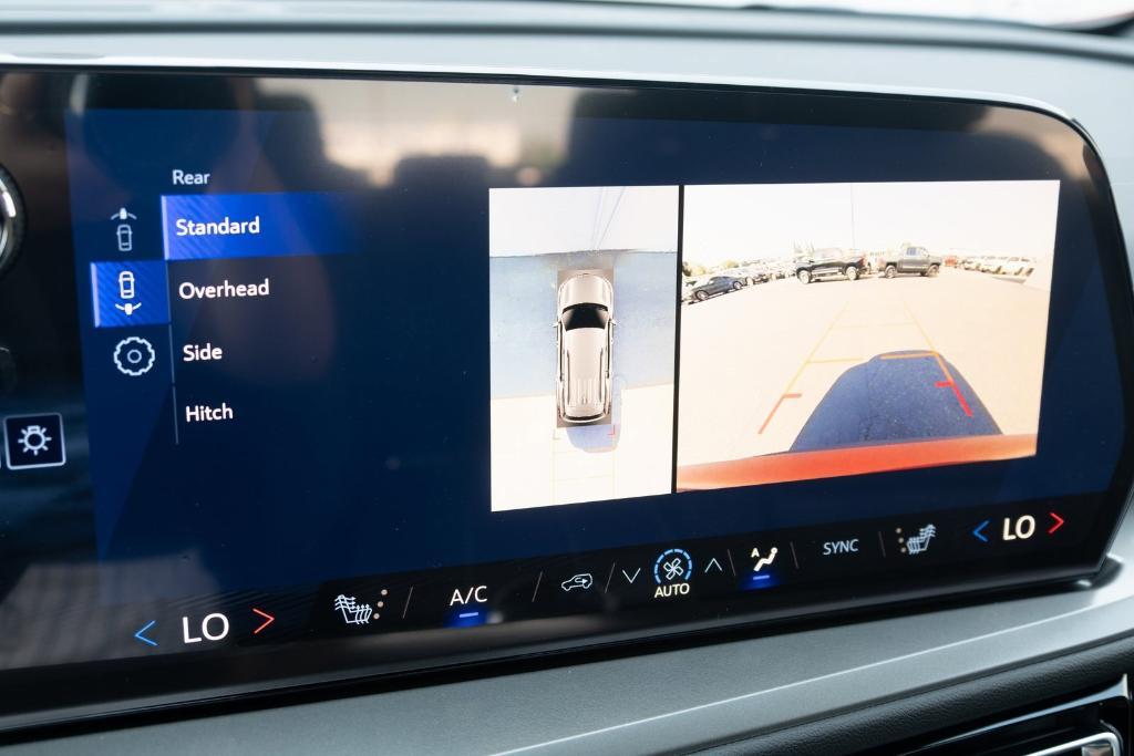 new 2026 Chevrolet Traverse car, priced at $44,785