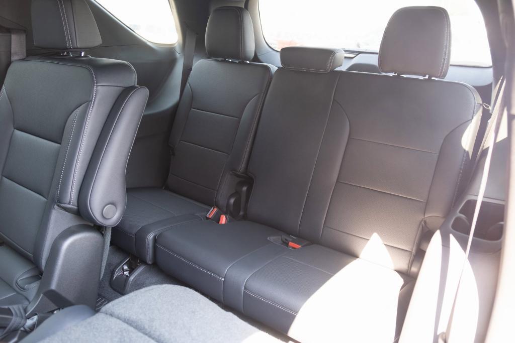 new 2026 Chevrolet Traverse car, priced at $44,785