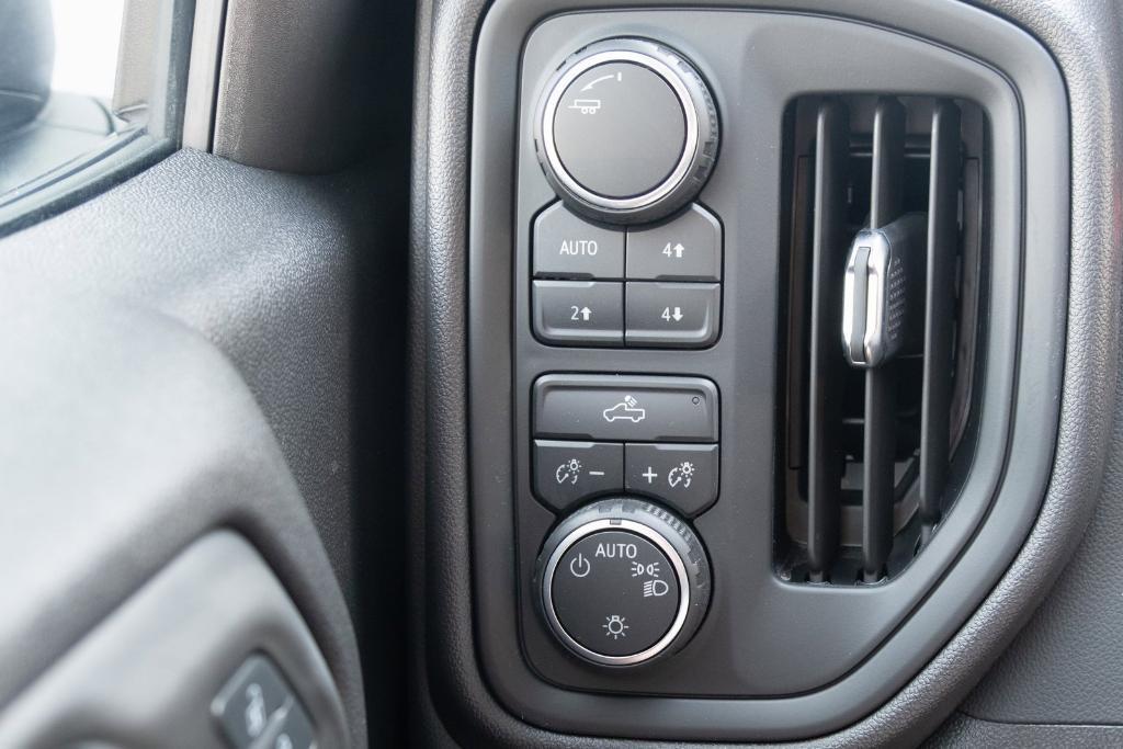 used 2025 Chevrolet Silverado 1500 car, priced at $45,985
