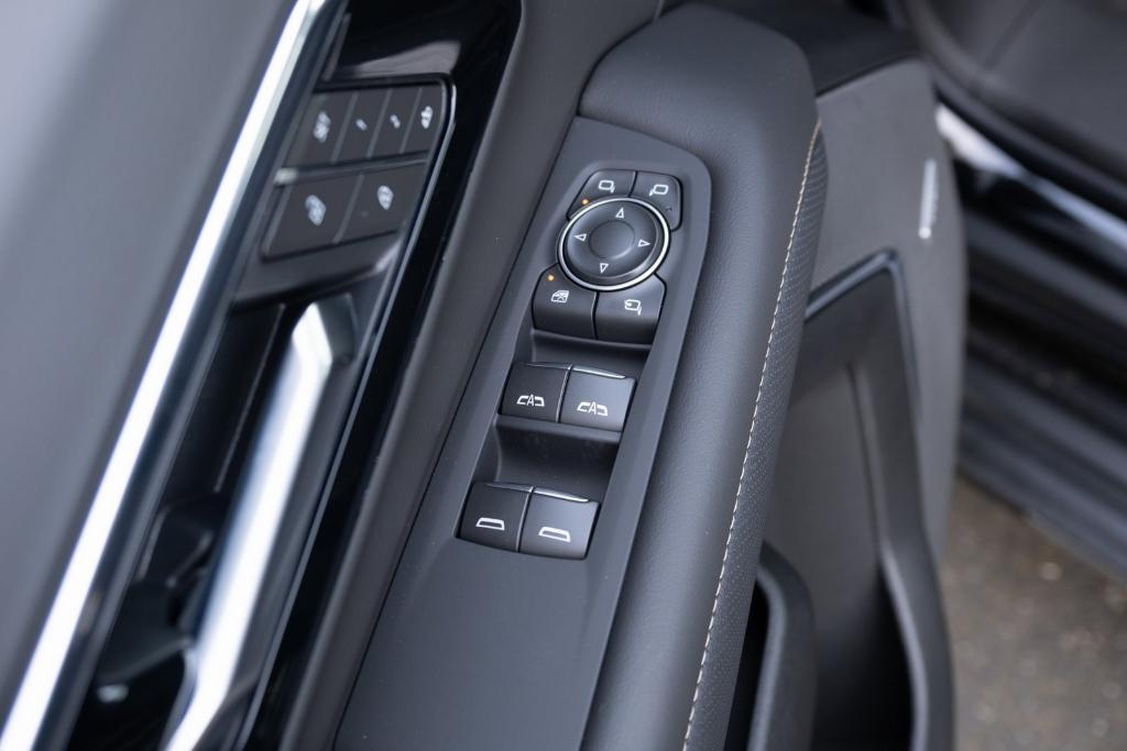 new 2025 Chevrolet Suburban car, priced at $81,795