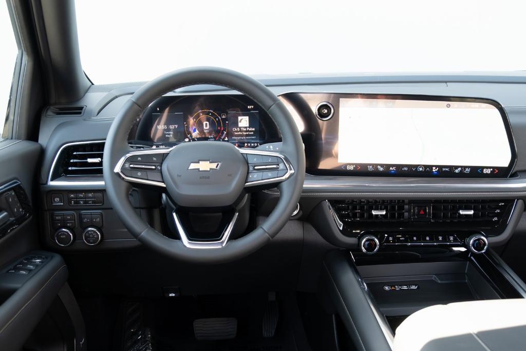 new 2025 Chevrolet Suburban car, priced at $81,795