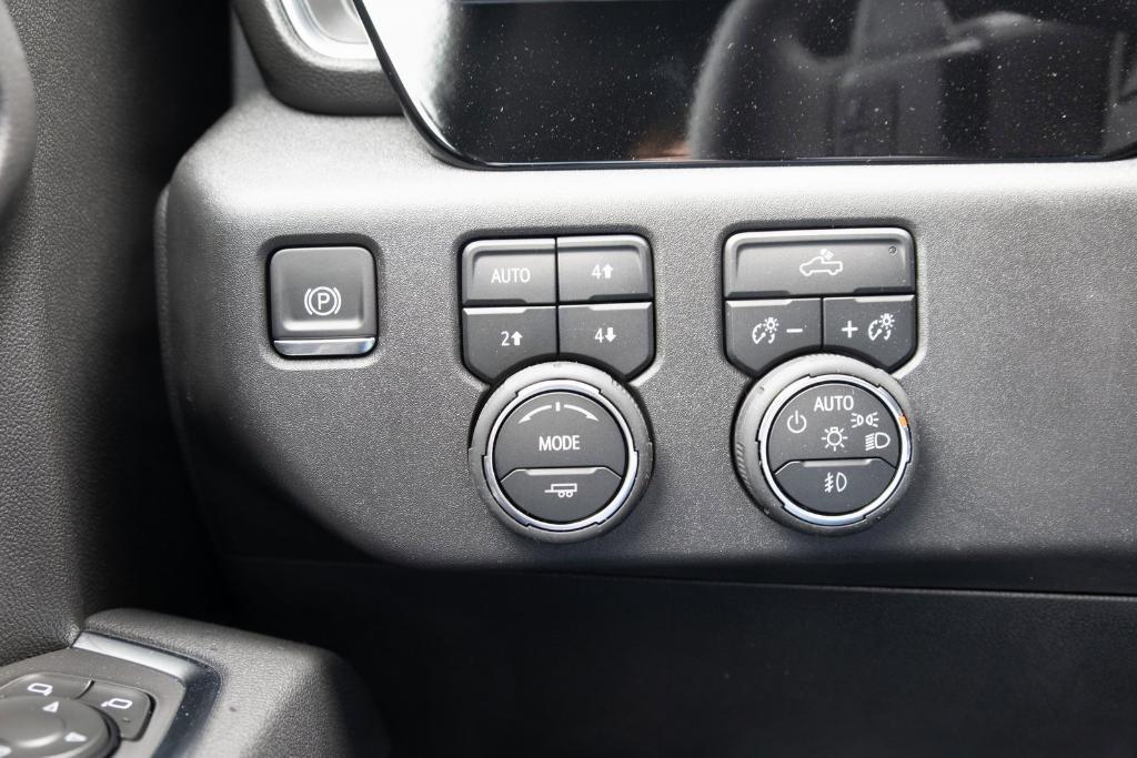 new 2025 Chevrolet Silverado 1500 car, priced at $63,870
