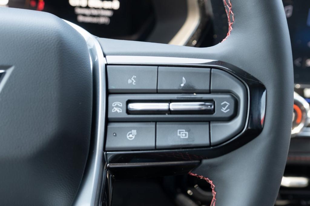 new 2025 Chevrolet Colorado car, priced at $46,114