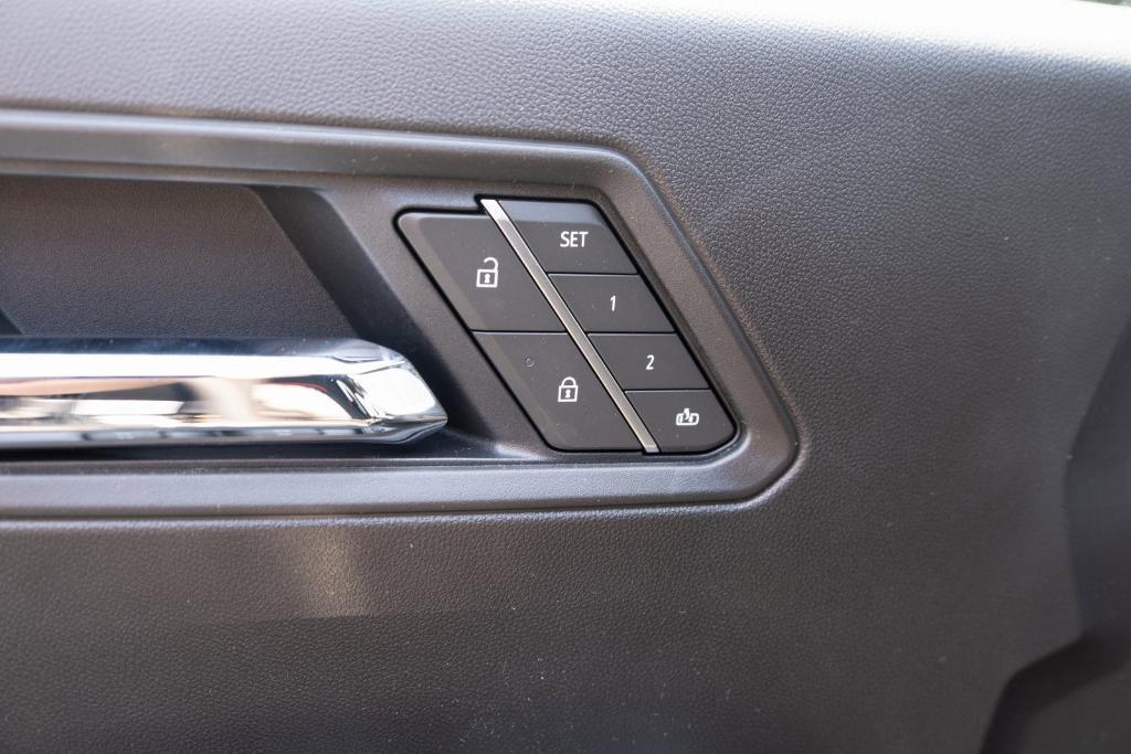 new 2025 Chevrolet Colorado car, priced at $46,114