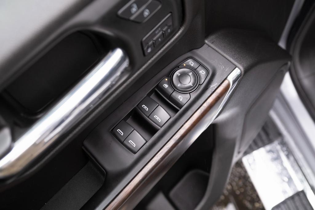 used 2021 GMC Sierra 1500 car, priced at $38,465