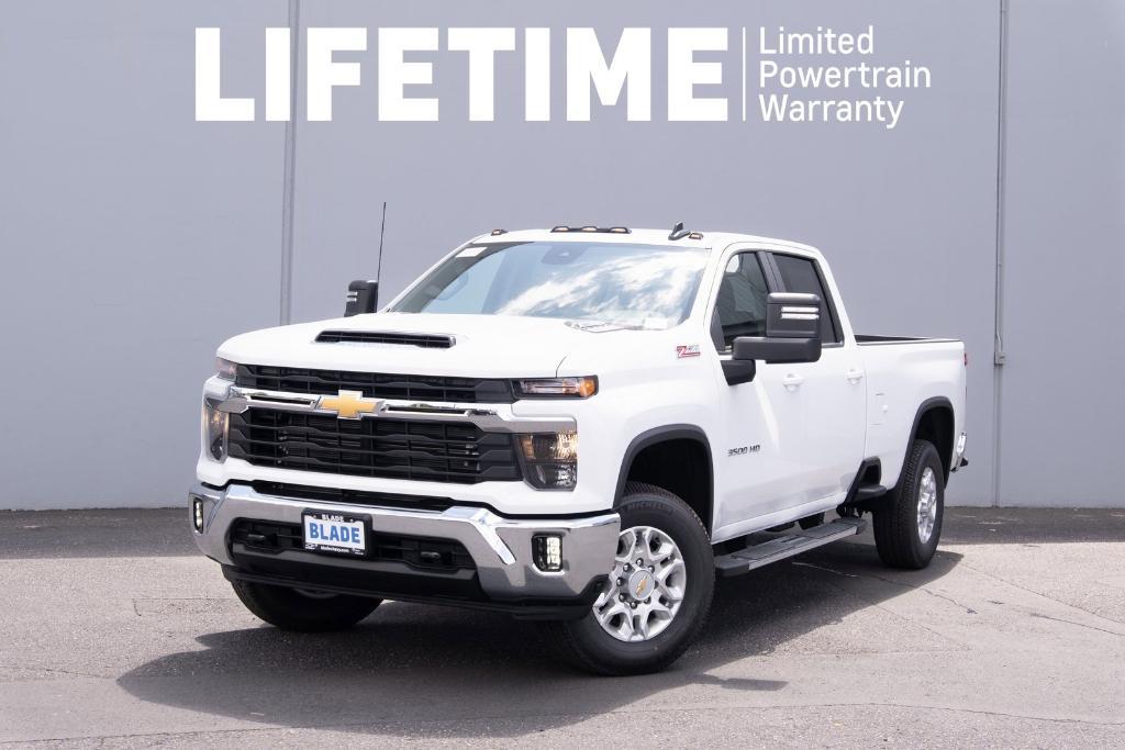 new 2025 Chevrolet Silverado 3500 car, priced at $72,445