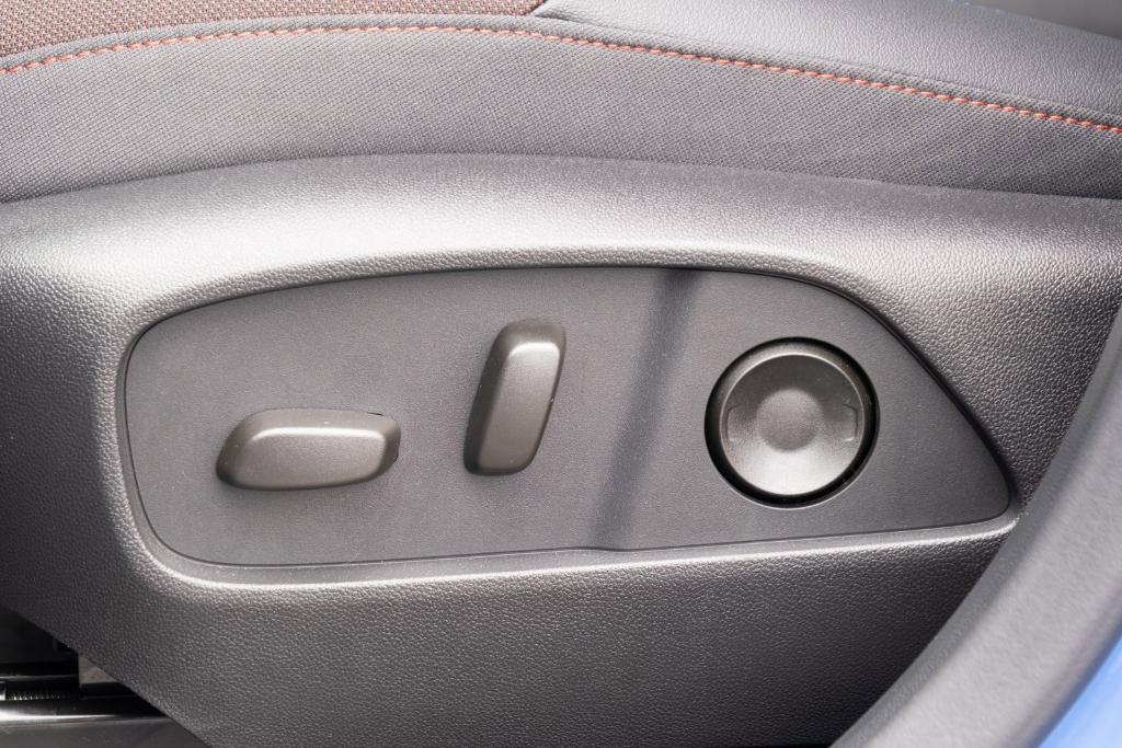 new 2025 Chevrolet Equinox car, priced at $35,745
