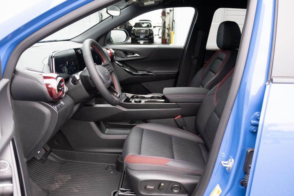 new 2025 Chevrolet Equinox car, priced at $35,745