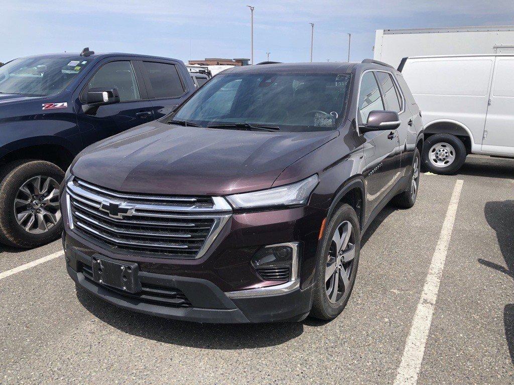 used 2023 Chevrolet Traverse car, priced at $38,950