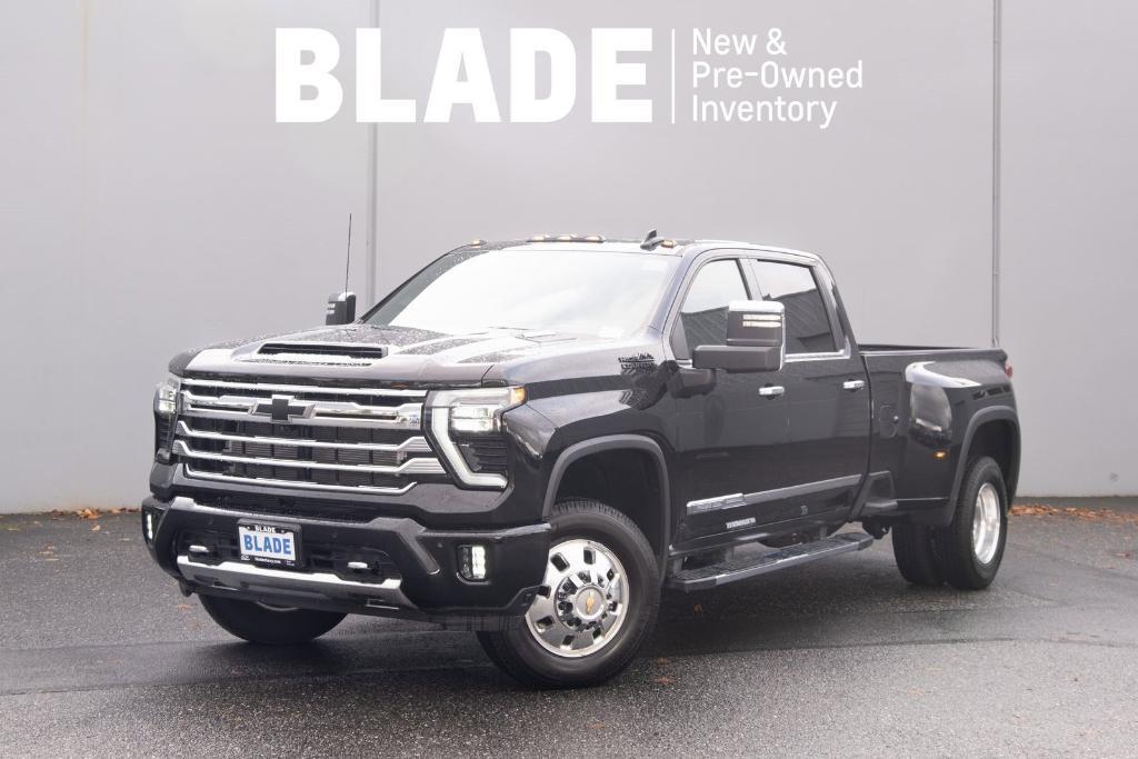 used 2025 Chevrolet Silverado 3500 car, priced at $82,500