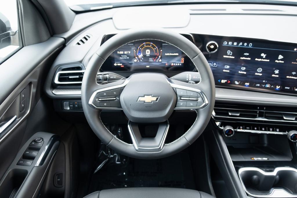 new 2026 Chevrolet Traverse car, priced at $42,590