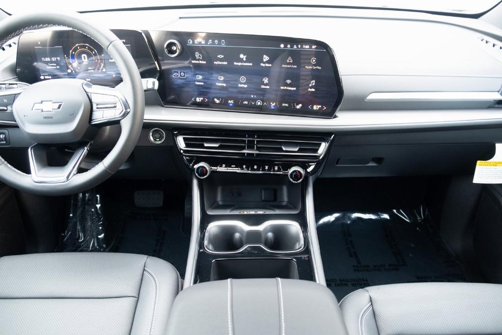 new 2026 Chevrolet Traverse car, priced at $42,590