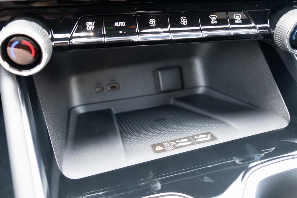 new 2026 Chevrolet Traverse car, priced at $42,590