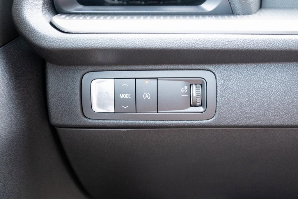 new 2026 Chevrolet Traverse car, priced at $42,590