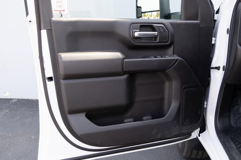 new 2024 Chevrolet Silverado 2500 car, priced at $70,077