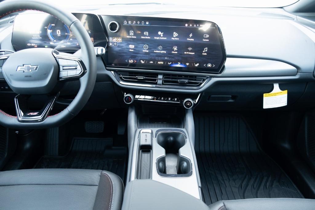 new 2025 Chevrolet Equinox EV car, priced at $44,080