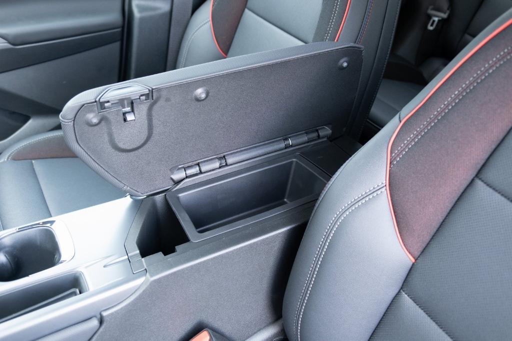 new 2025 Chevrolet Equinox EV car, priced at $44,080