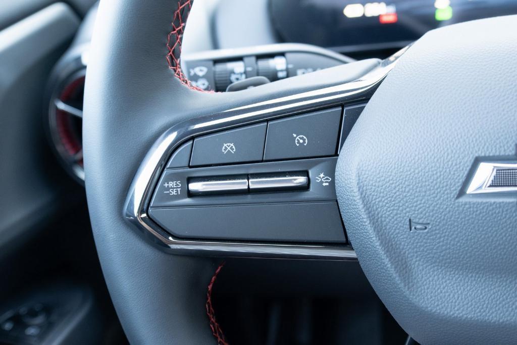 new 2025 Chevrolet Equinox EV car, priced at $44,080