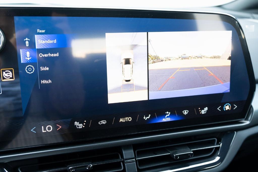 new 2025 Chevrolet Equinox EV car, priced at $44,080