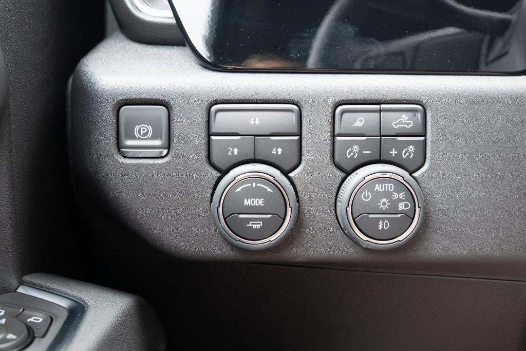 new 2025 Chevrolet Silverado 2500 car, priced at $72,370