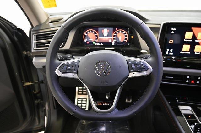 new 2024 Volkswagen Atlas car, priced at $48,279