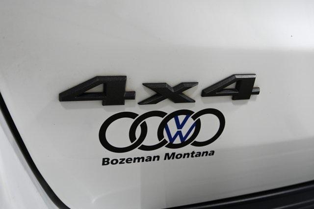 used 2021 Jeep Grand Cherokee car, priced at $24,990