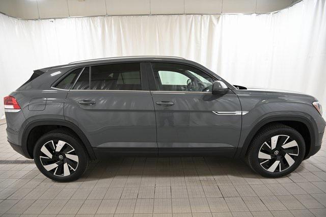 new 2025 Volkswagen Atlas Cross Sport car, priced at $44,222