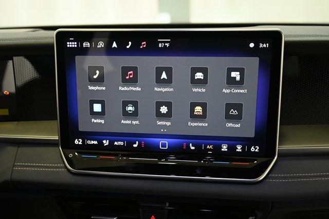 new 2025 Volkswagen Tiguan car, priced at $37,906