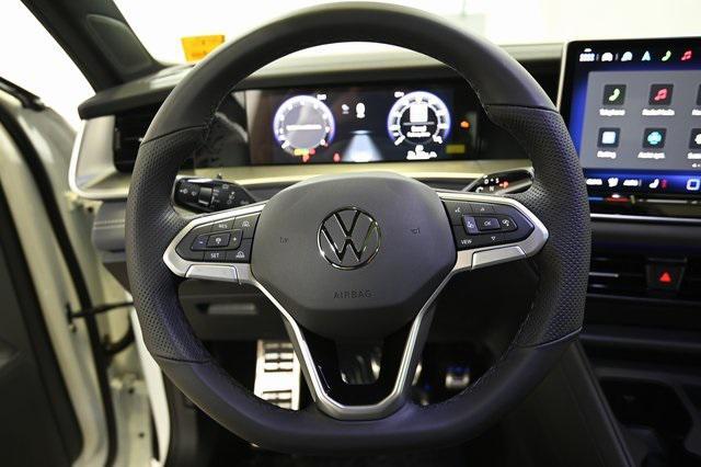 new 2025 Volkswagen Tiguan car, priced at $37,906
