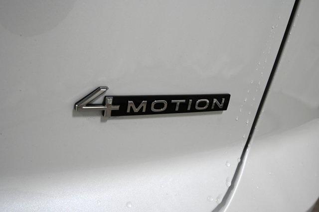 new 2026 Volkswagen Atlas Cross Sport car, priced at $55,531