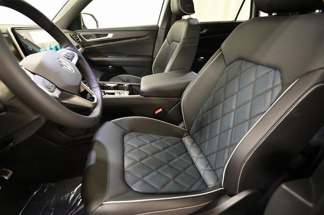 new 2026 Volkswagen Atlas Cross Sport car, priced at $55,531